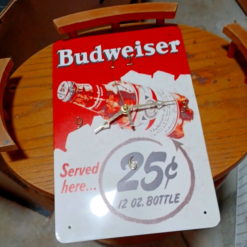Budweiser plaque and clock 8x12